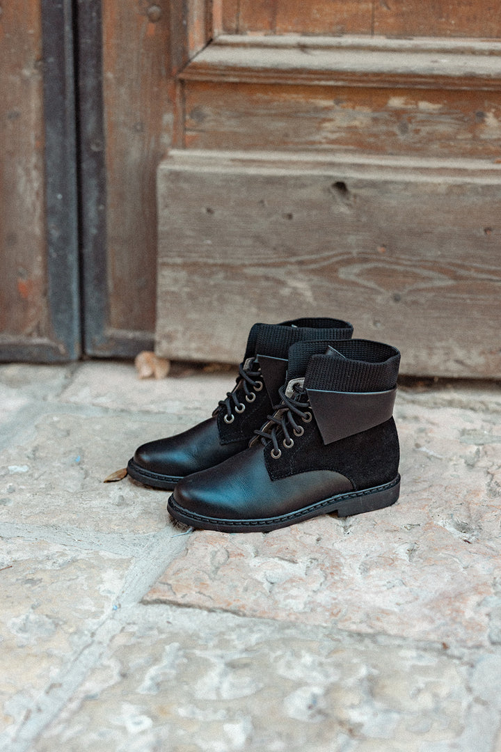 KNIT CUFF FOLD DETAIL BOOTIES