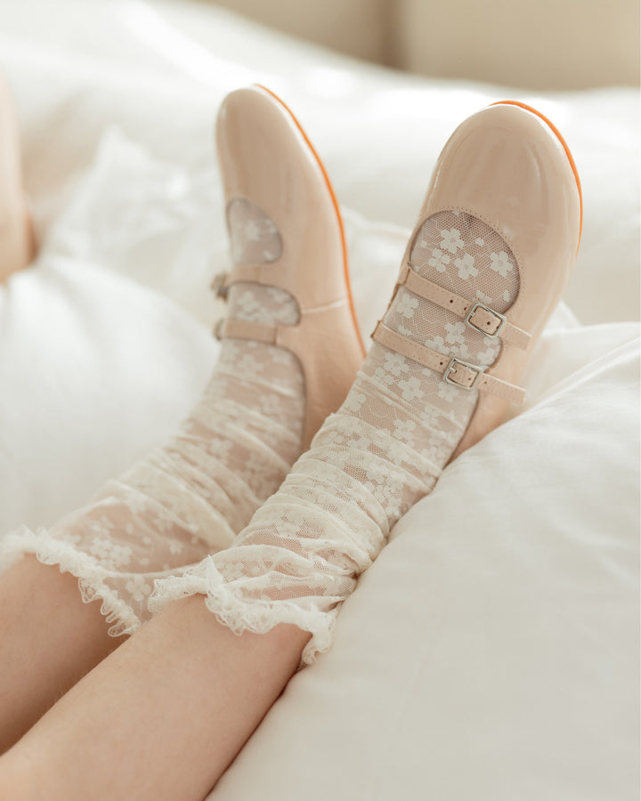 2 STRAPS WITH BUCKLES