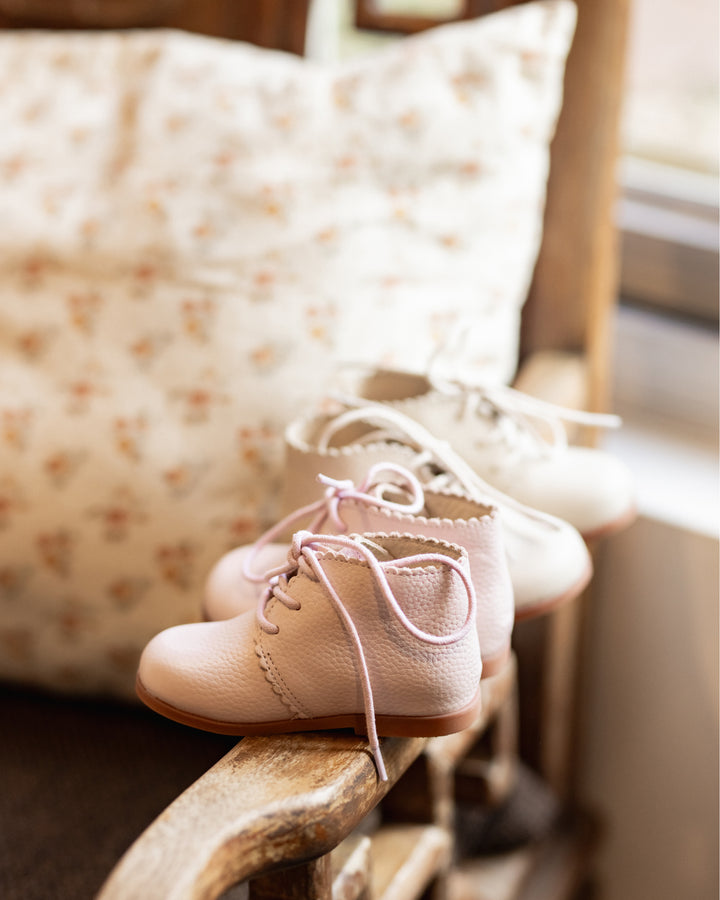 FIRST WALKER WITH LACE