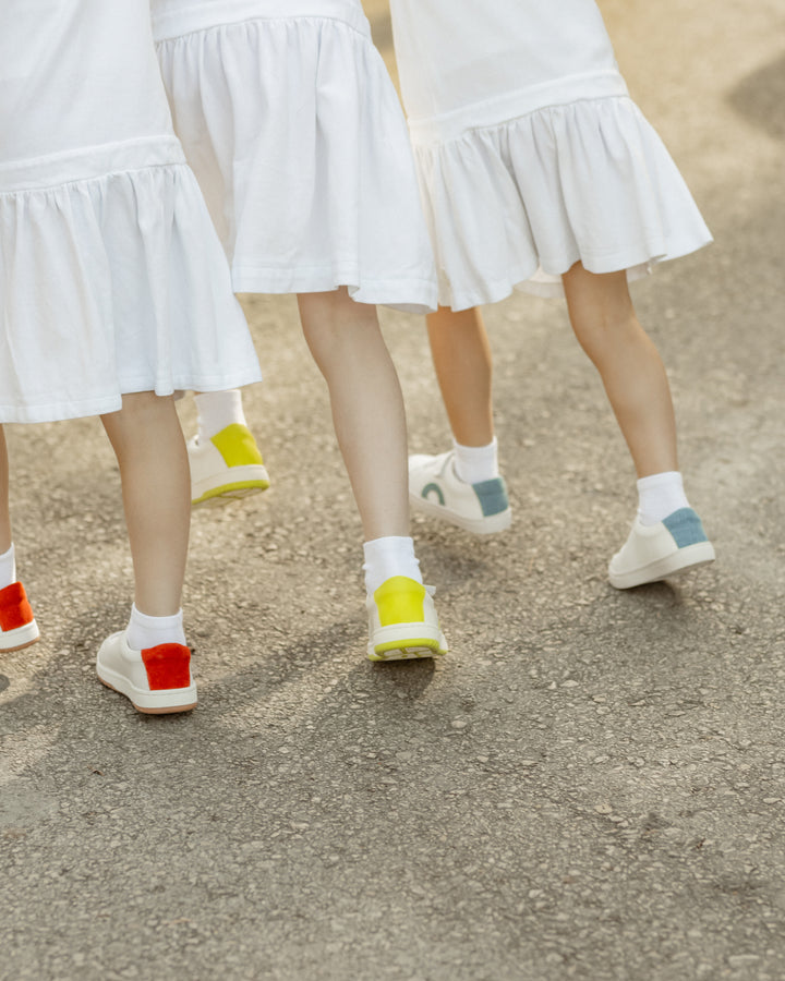 SNEAKERS WITH RUBBER LACES & VELCRO CLOSURE