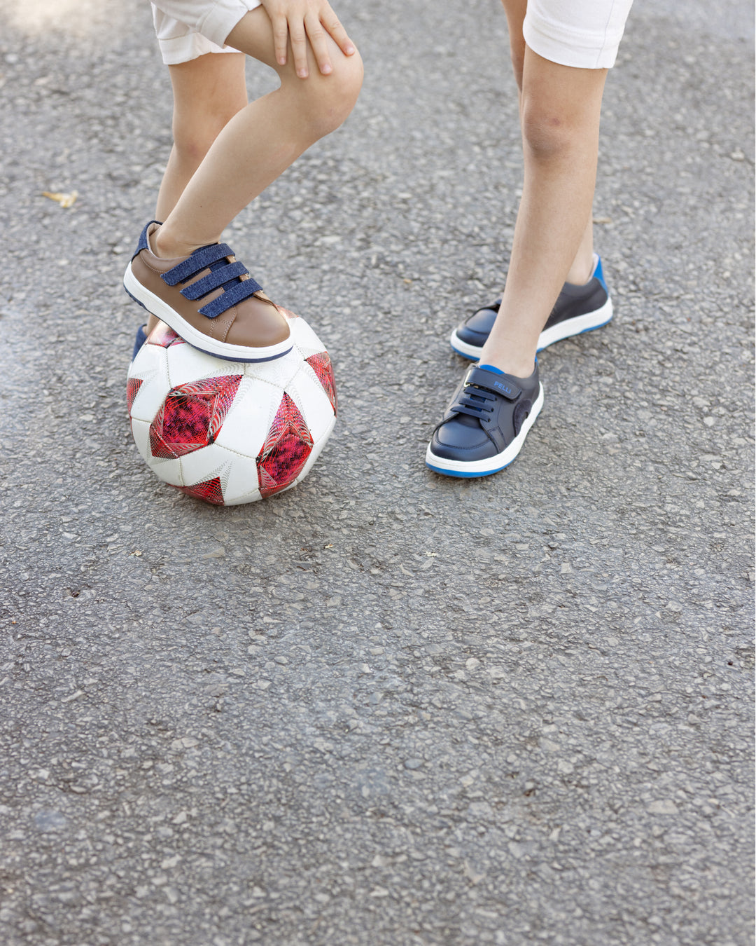 SNEAKERS WITH RUBBER LACES & VELCRO CLOSURE