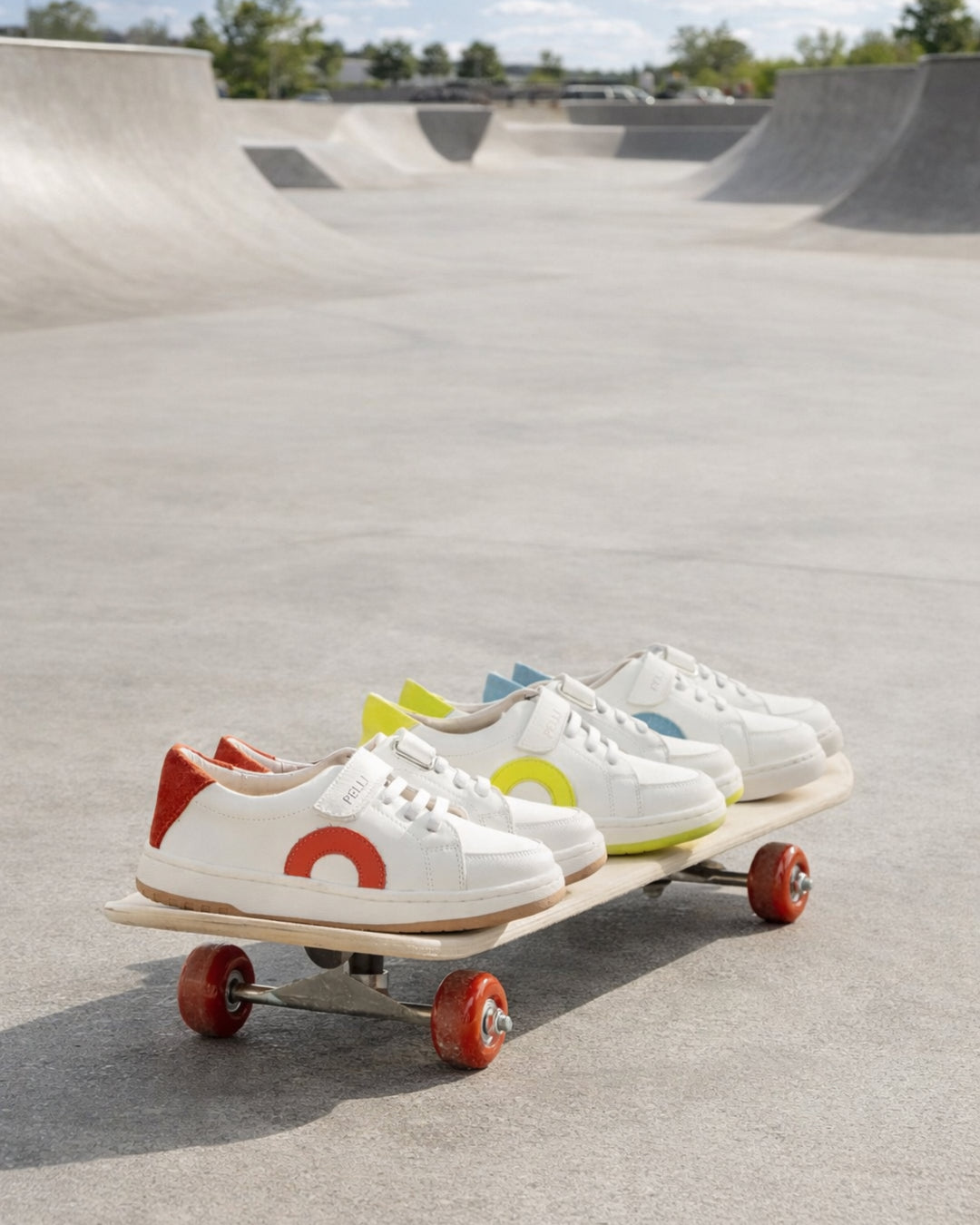 SNEAKERS WITH RUBBER LACES & VELCRO CLOSURE