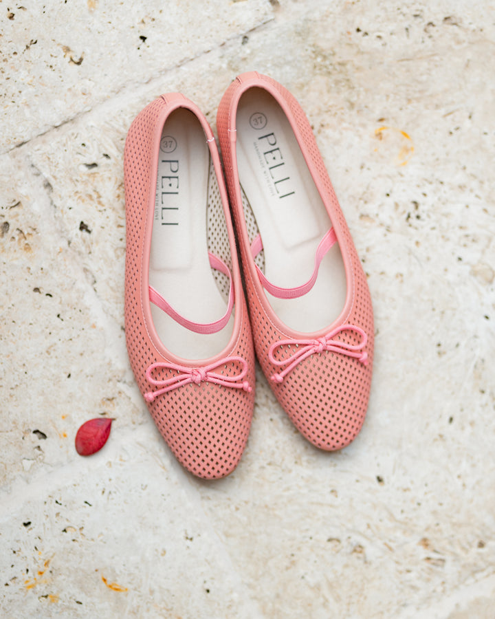 BALLERINA WITH RUBBER STRAP