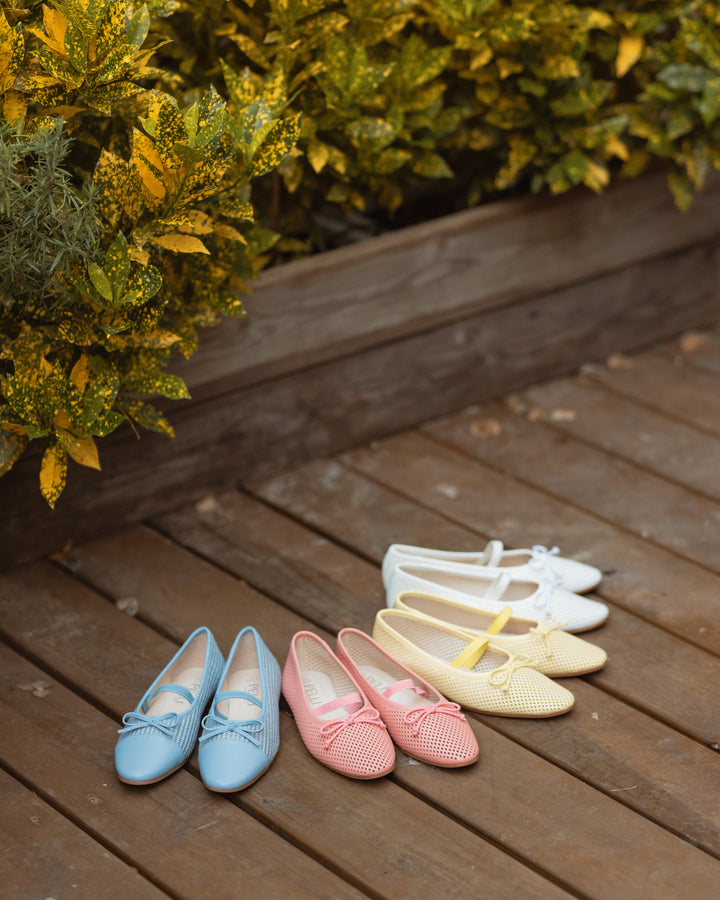 BALLERINA WITH RUBBER STRAP