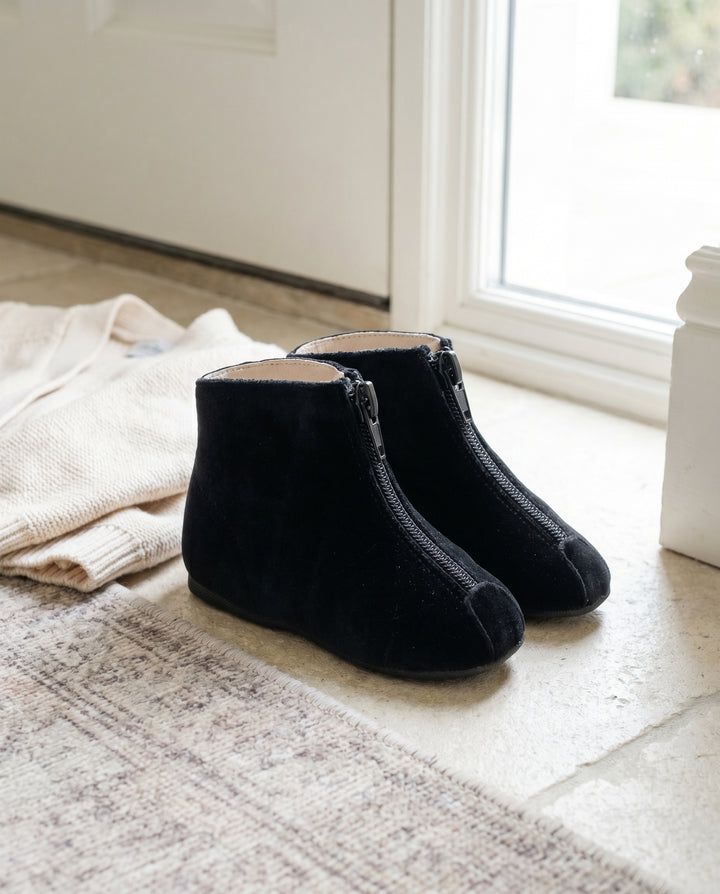 BOOTIES WITH FRONT ZIPPER