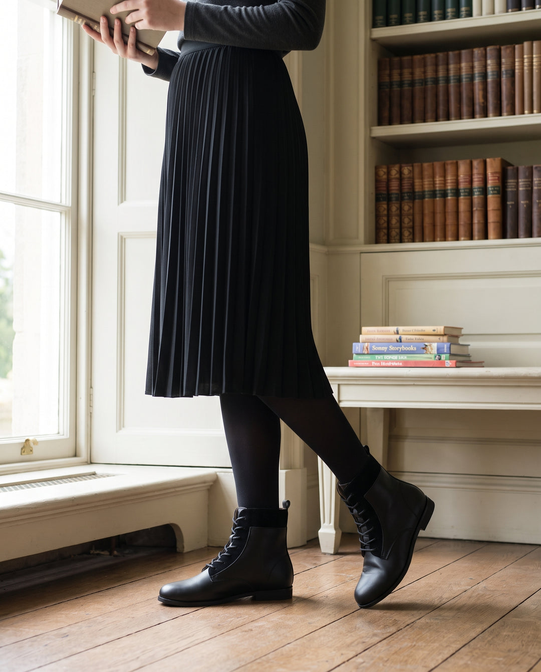 OXFORDS BOOTIES