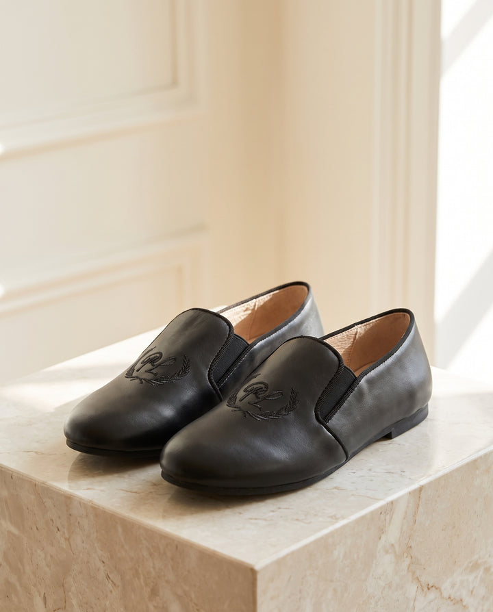 SMOKING SHOES