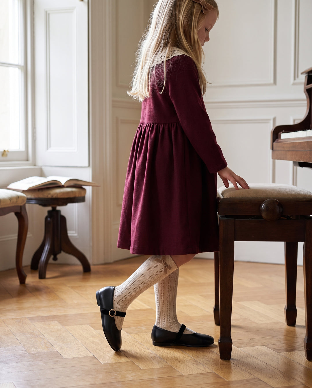 BALLERINA WITH STRAP &amp; BUCKLE