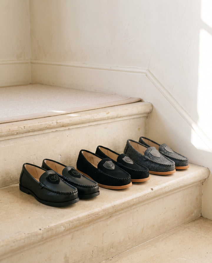 PENNY LOAFER &amp; LOGO