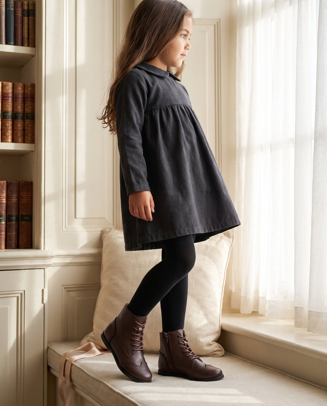 OXFORDS BOOTIES